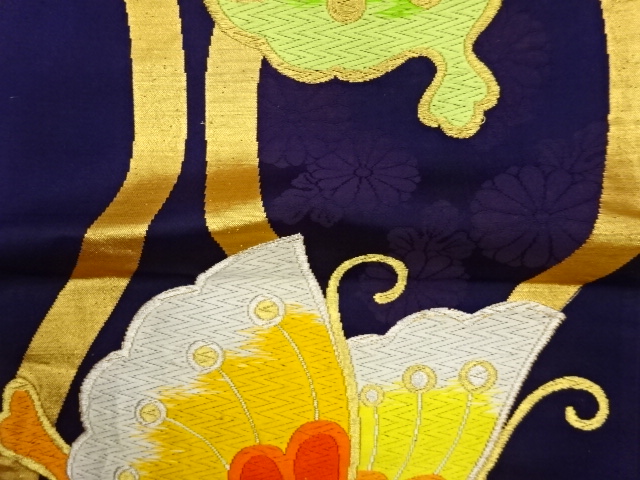  蝶に立涌模様織出し袋帯